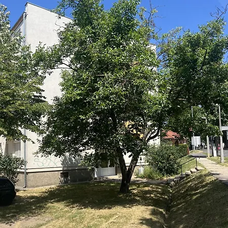 Apartment East *